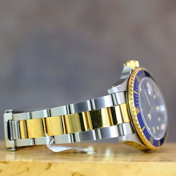 MEN'S ROLEX SUBMARINER 18K GOLD & STEEL BLUE DIAL 40MM W/ORIGINAL BOX & PAPERS - Picture 11 of 15